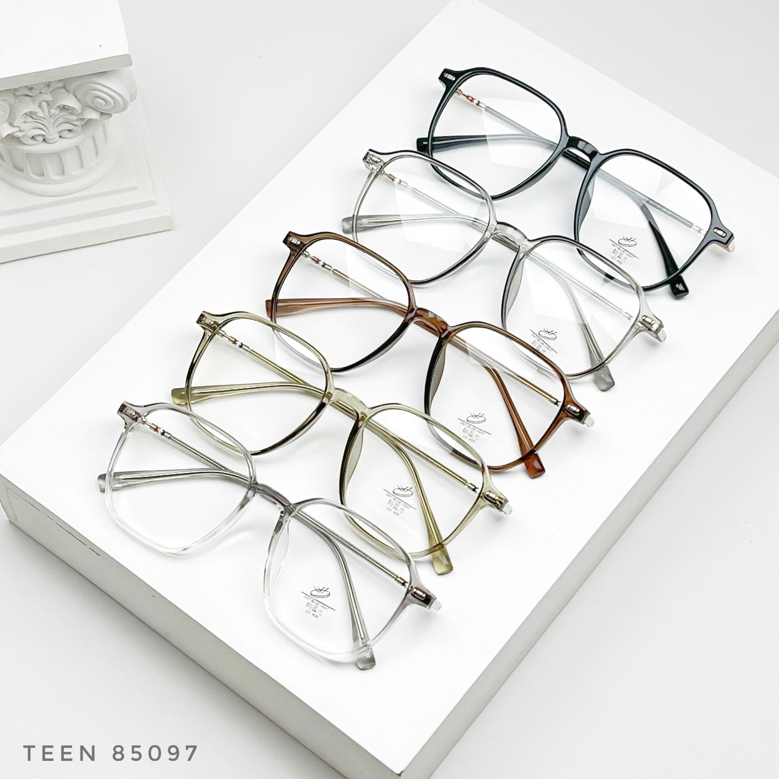 Gọng kính form vuông trẻ trung – chất liệu nhựa dẻo siêu nhẹ khó gãy, đeo êm thoải mái, phù hợp cả nam và nữ phong cách Hàn - Ảnh 2